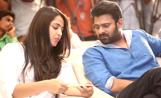 பாகுபலி படத்தின் விளம்பரத்திற்காக பிரபாஸ், அனுஷ்கா ஜோடியாக சீனா செல்கின்றனர்