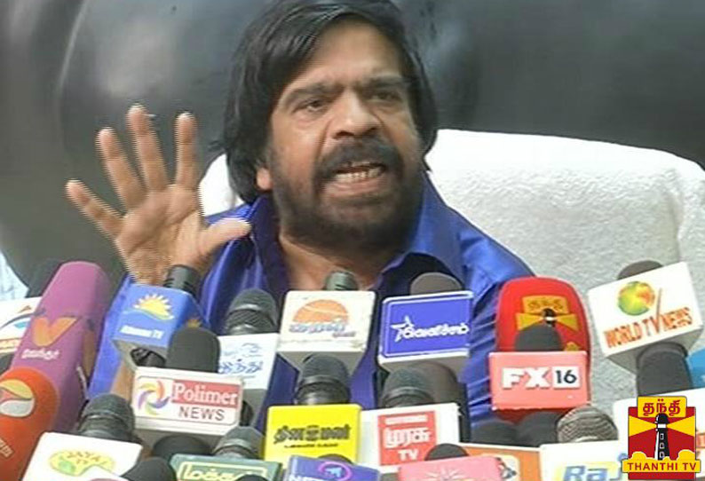 திரையுலகத்துக்கே குரல்தராத ரஜினிகாந்த் அரசியலுக்கு வந்தால் குரல் கொடுப்பாரா : டி. ராஜேந்தர்