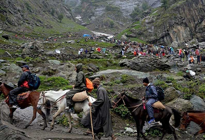 அமர்நாத் புனித யாத்திரை சென்றவர்களில் 6 பேர் மரணம்