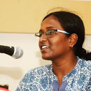 ஆவணப்பட இயக்குநர் திவ்ய பாரதி கைது  : மாணவர்களைப் பழிவாங்க அரசு தீவிரம்