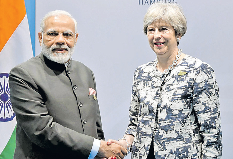 விஜய் மல்லையாவை இந்தியாவிடம் ஒப்படைக்குமாறு இங்கிலாந்து பிரதமரிடம் மோடி வேண்டுகோள்