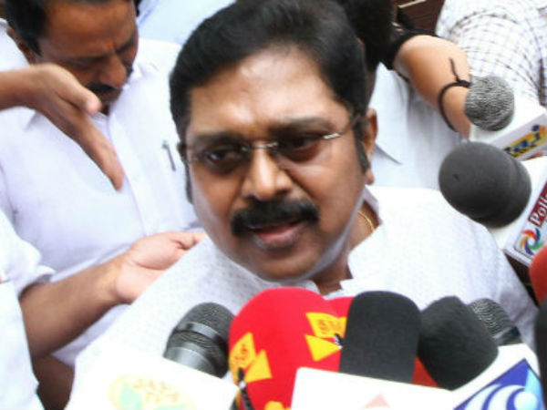 அ.தி.மு.க. கட்சியைக் கைப்பற்ற தினகரன் திட்டம்: அமைச்சர்கள் அவசர ஆலோசனை