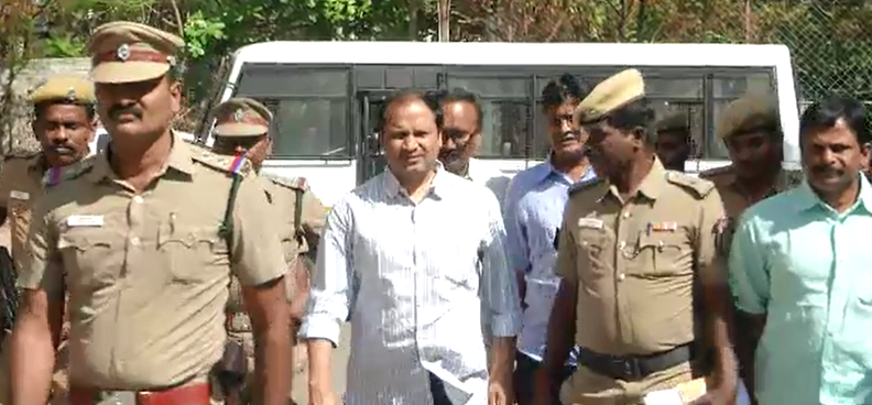 புதிய 2 ஆயிரம் ரூபாய் நோட்டுகளை மாற்ற உதவிய வழக்கில் ஜாமீன் மறுப்பு!