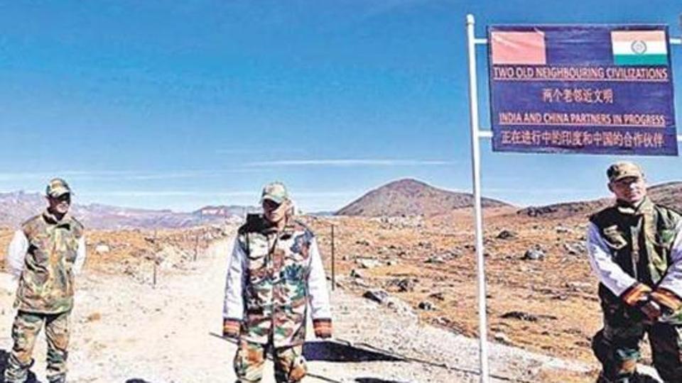 பண்டைய வரைபடத்தைக் காண்பித்து இந்தியப் பகுதிக்குச் சொந்தம் கொண்டாடும் சீனா