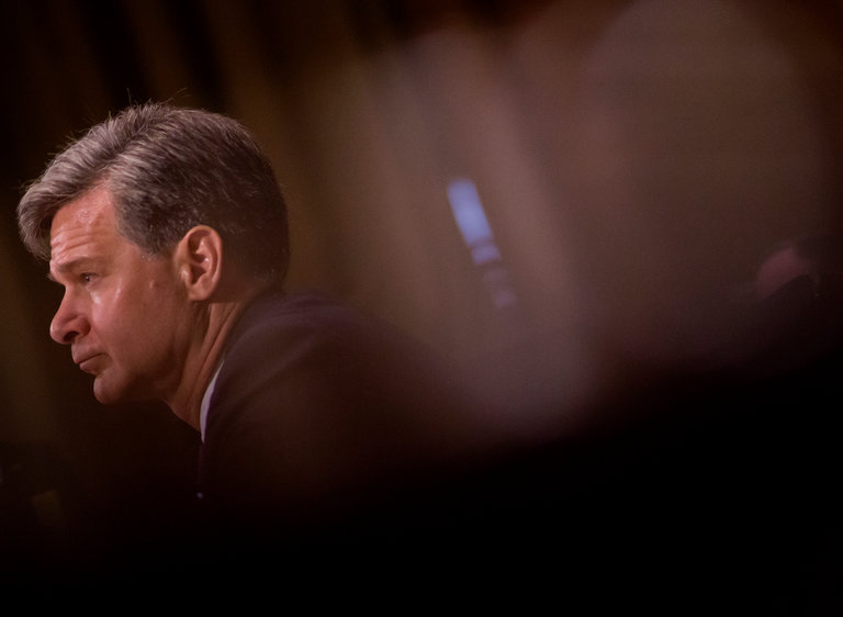 எஃப்.பி.ஐ.யின் புதிய இயக்குநராக கிறிஸ்டோபர் வ்ரே : செனட் அங்கீகரித்தது