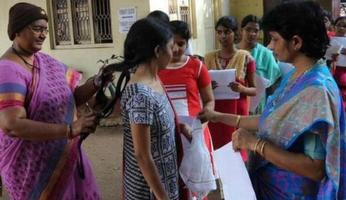 நீட் தேர்வில் முறைகேடுகள்: மருத்துவர்கள் சங்கம் தகவல்