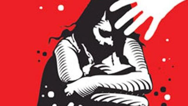 பிளாட்பாரத்தில் உறங்கிய 8 வயது சிறுமி பாலியல் பலாத்காரம்