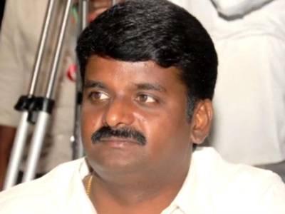 அமைச்சர் விஜயபாஸ்கரின் சொத்துக்களை வருமான வரித்துறை முடக்கியுள்ளது